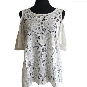 Coldshoulder round neck lace Top